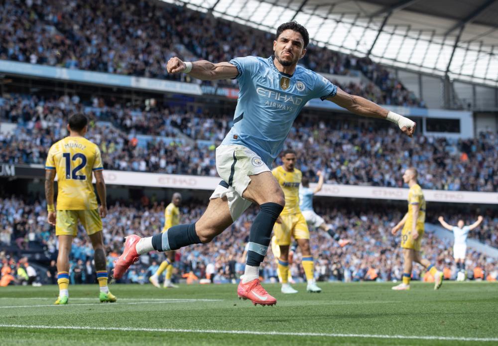 首以盼中 首以盼中